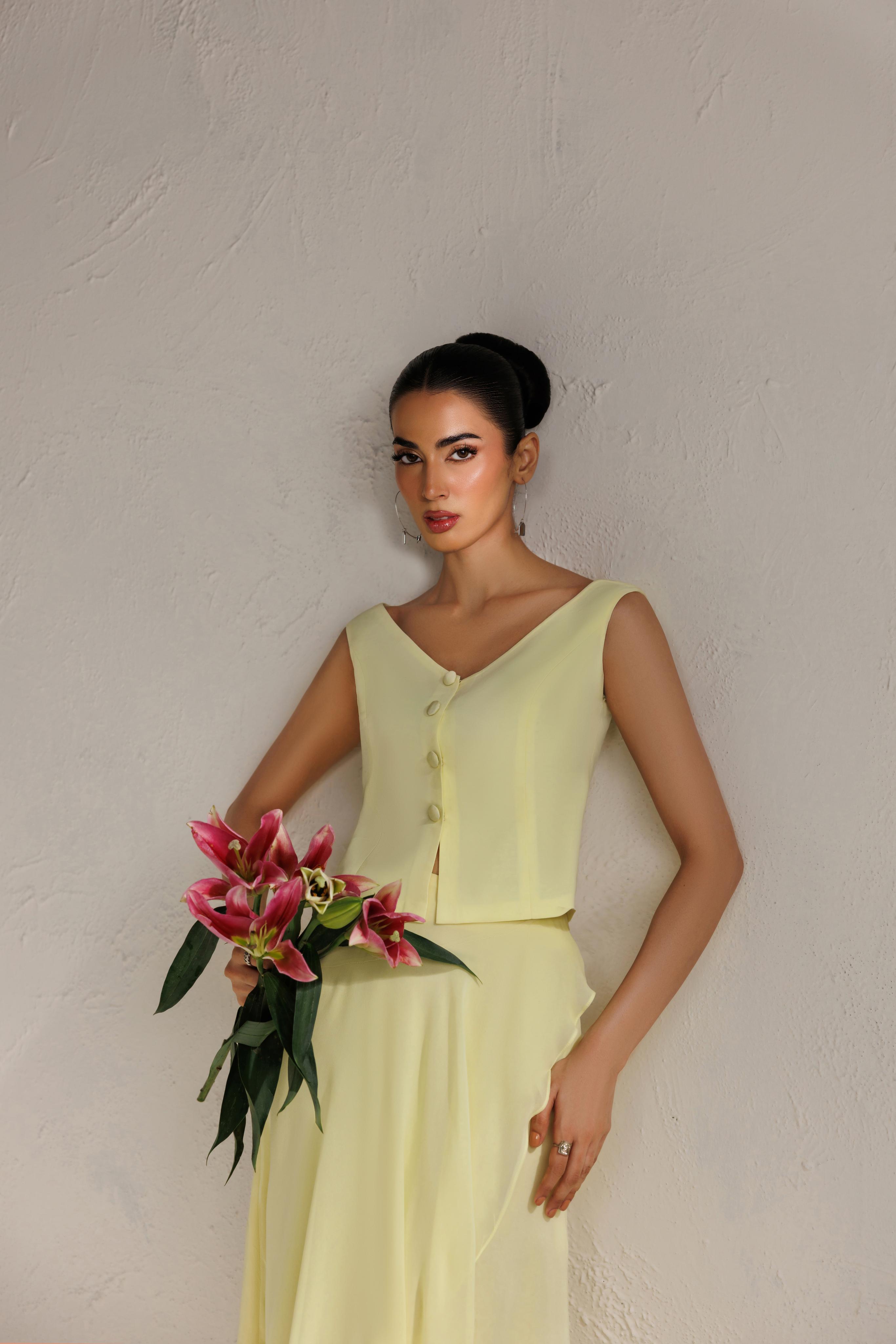 Look 16