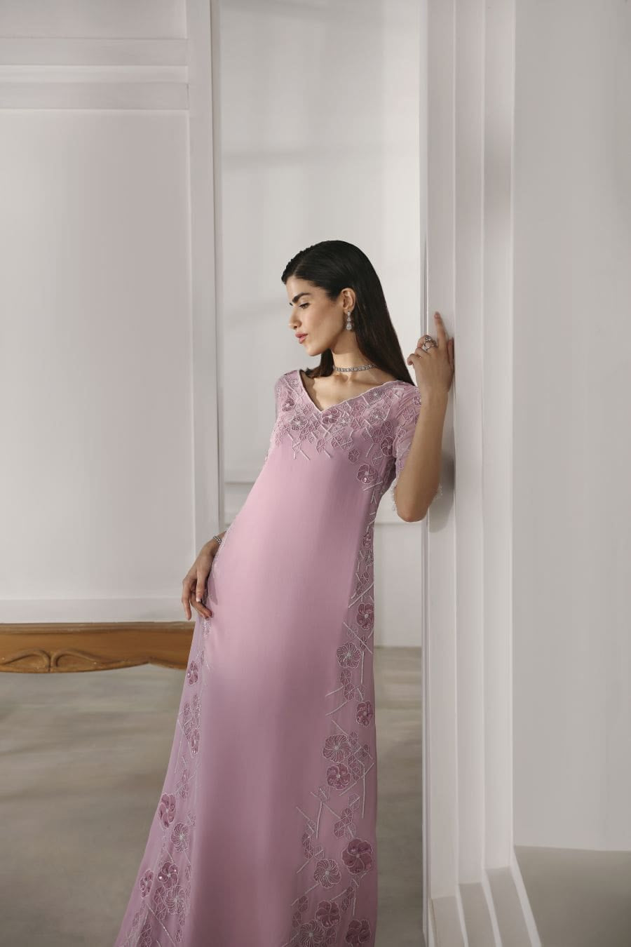 Rosé - Elegant Dress